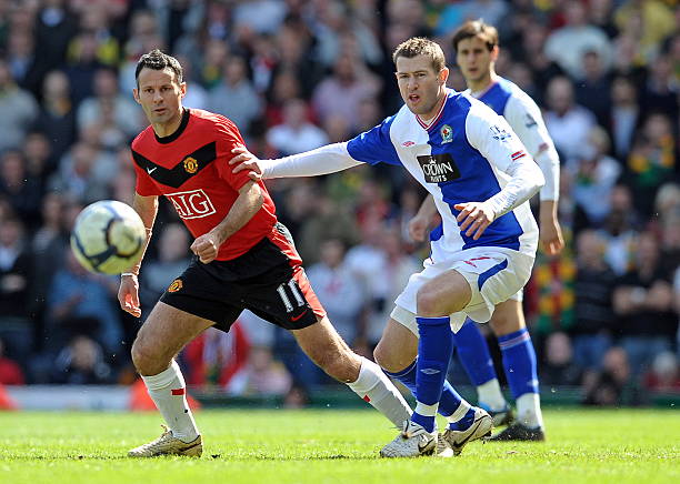 独树一帜的 独树一帜的