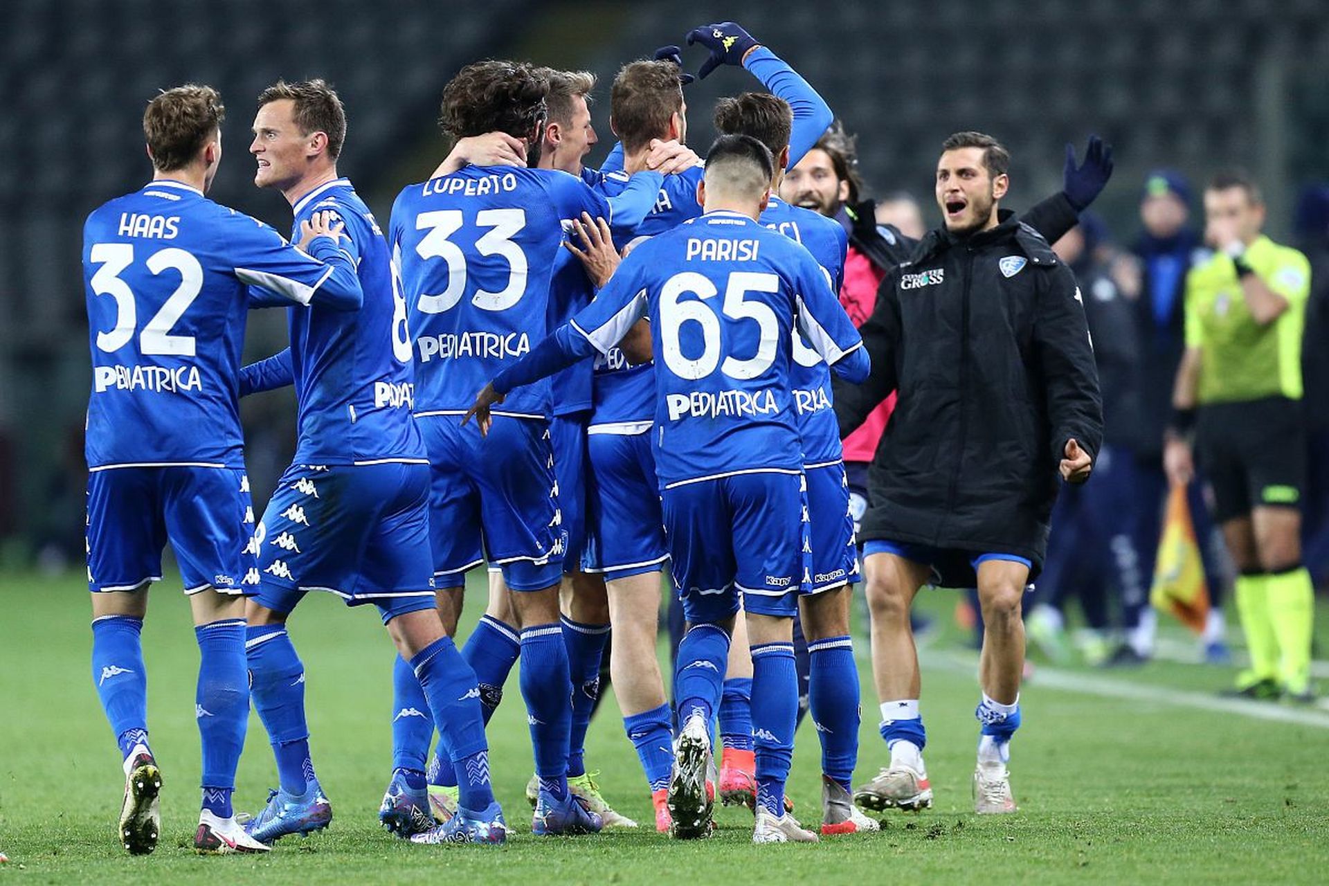 以克里斯蒂 以克里斯蒂